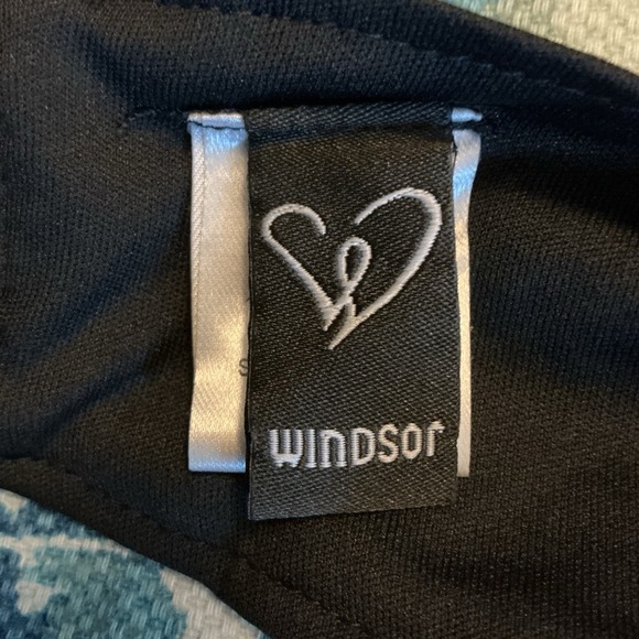 Windsor Sequins Iridescent Mini Special Occasion Homecoming Dress Medium Formal - Picture 5 of 7